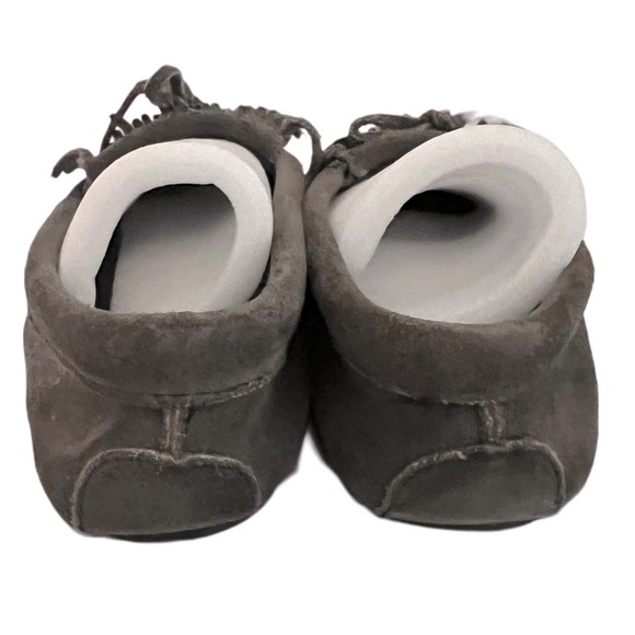 Minnetonka Kilty hardsole moccasin gray - Picture 4 of 7